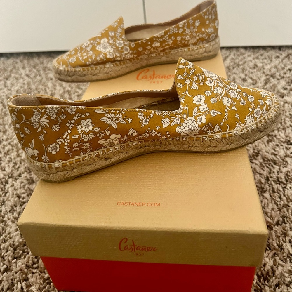 Castañer Joana size EU36 - mustard yellow floral-print espadrilles from Sundance